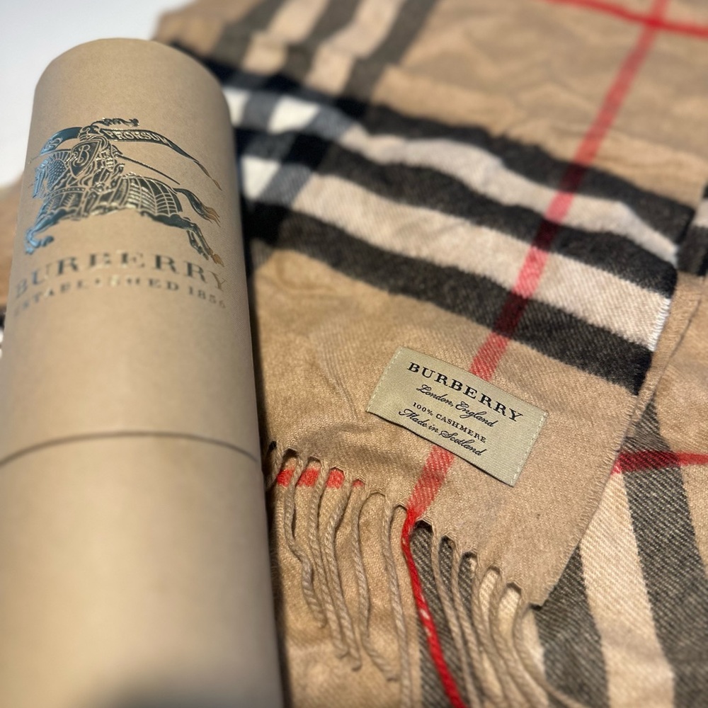 Burberry women’s scarf